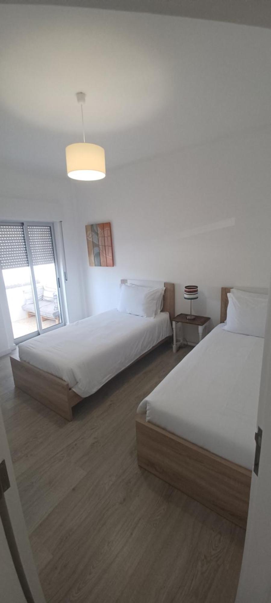 Beachcity Guesthouse Lagos Exteriör bild